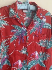 L Vintage Barefoot In Paradise Red Hawaiian Shirt Beach Tropical Parrot Toucan