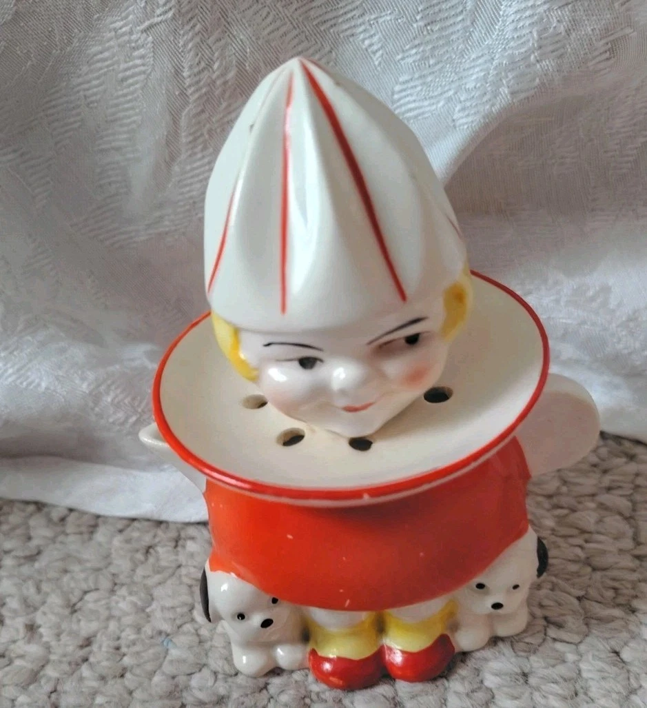 Antique Goebel Pierrot Clown Citrus Reamer Juicer Germany 1930s-40s
Opens in a new window or tab