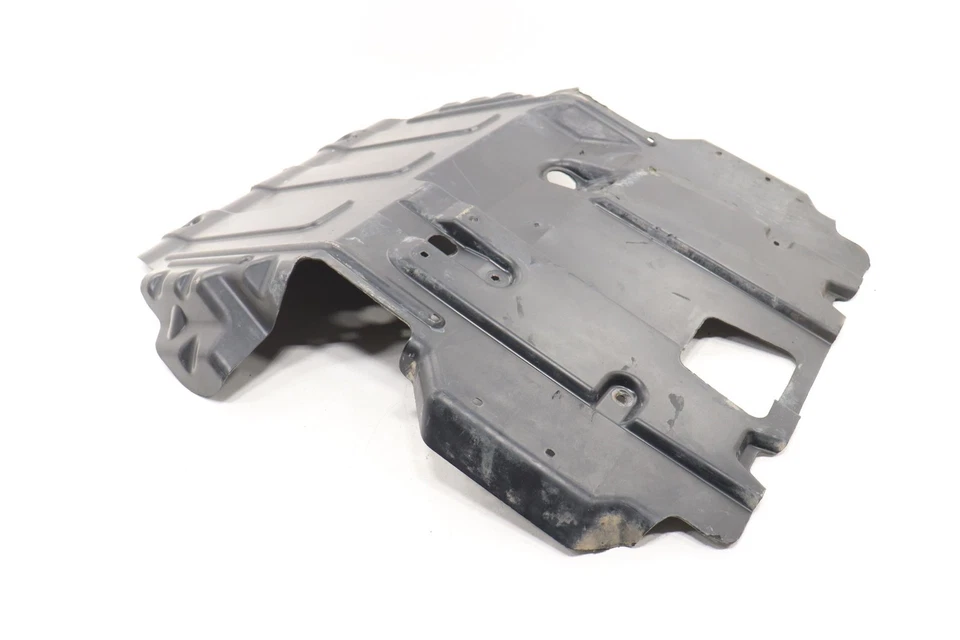 Chevrolet Suburban 2015-2020 delantero debajo de la carrocería placa deslizante protector OEM 22847943 Foto 3 de 4