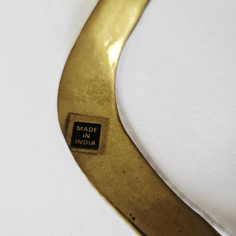 复古黄铜纹理刚性 V 形埃及克利奥帕特拉风格领项链 — 第 3/4 张图片