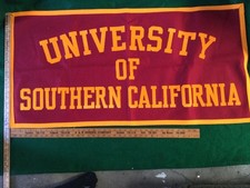 RARE Vtg USC 1960,s UNIVERSITY OF SOUTHERN CALIFORNIA Felt Banner Pennant 46x23”