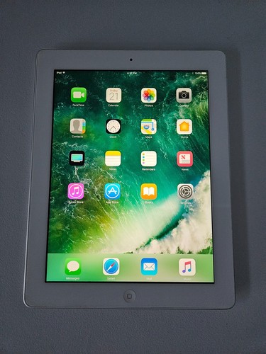 Apple iPad 4th Gen A1458 MD513LL/A 16GB WIFI White & Silver Tablet Works Great