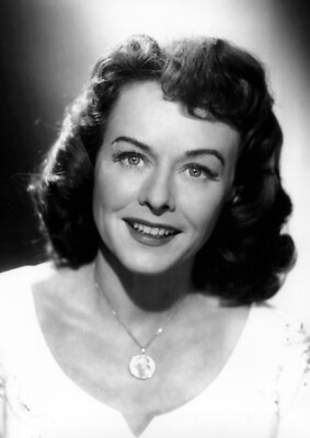 Ziegfeld Follies - Paulette Goddard monochrom Fotodruck 13 (Größe A4)