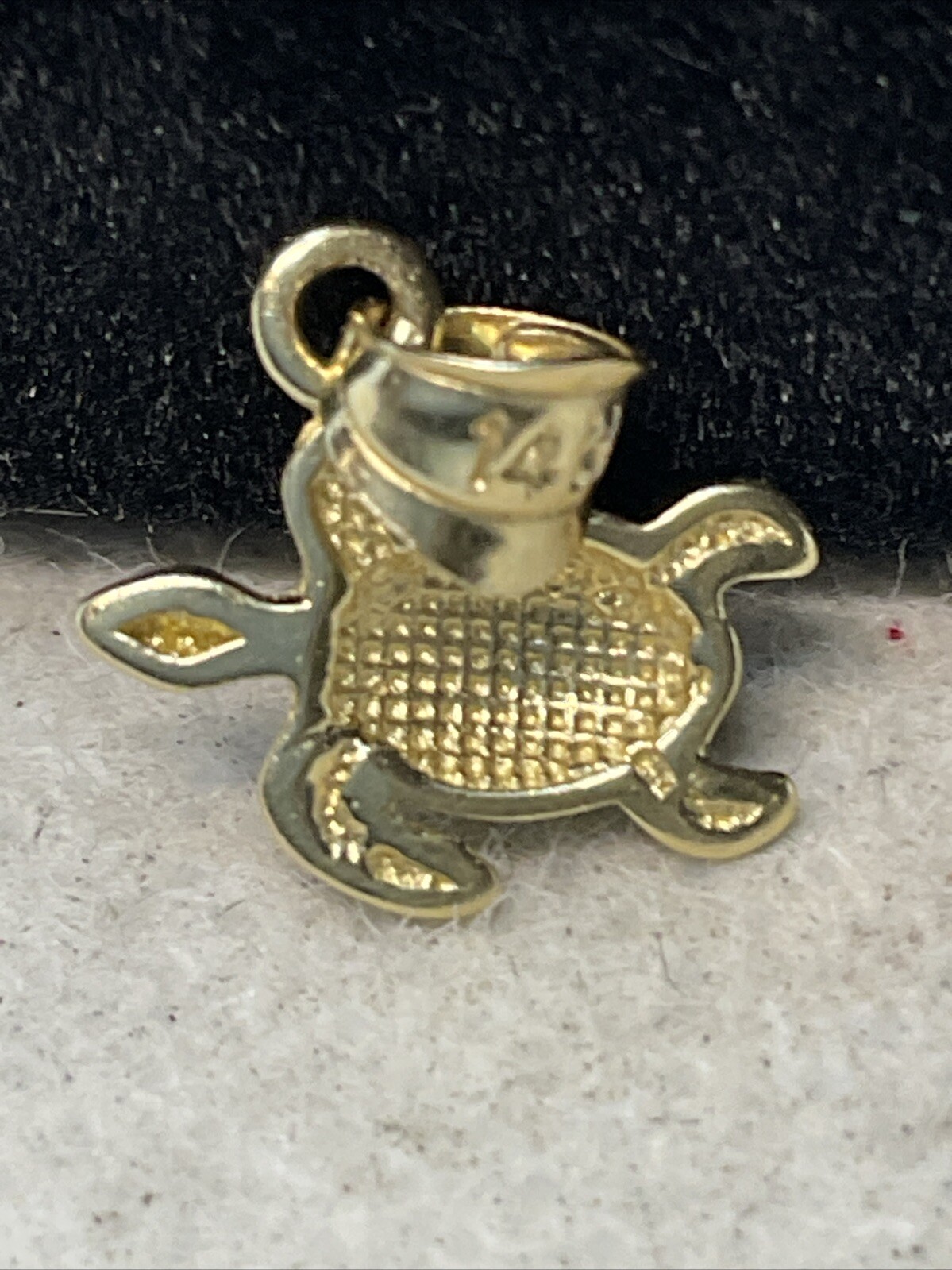 Solid 14K Yellow Gold Tiny TURTLE Charm Pendant (… - image 15