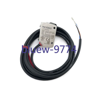 One Keyence LR-ZB250AN Laser Sensor New In Box LR-ZB250AN