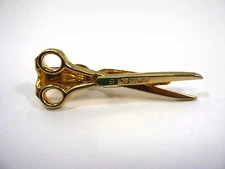 Vintage Tie Bar Clip: Beautiful WISS Scissors Gold Tone