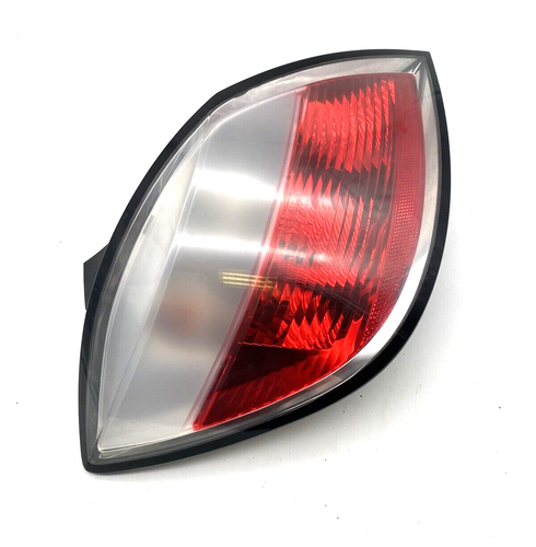 Fanale Posteriore Sinistro Hella 160467-01 Per Opel Astra H Hatchback 2004-2007 - Imagen 2 de 5