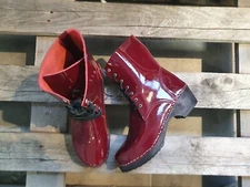 Swedish Clogs Boots Troentorp Edith Bordeaux Patent Undersized