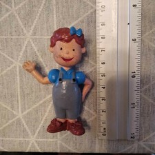 Figurine PVC vintage yolanda - LES TRIPLES - la fille