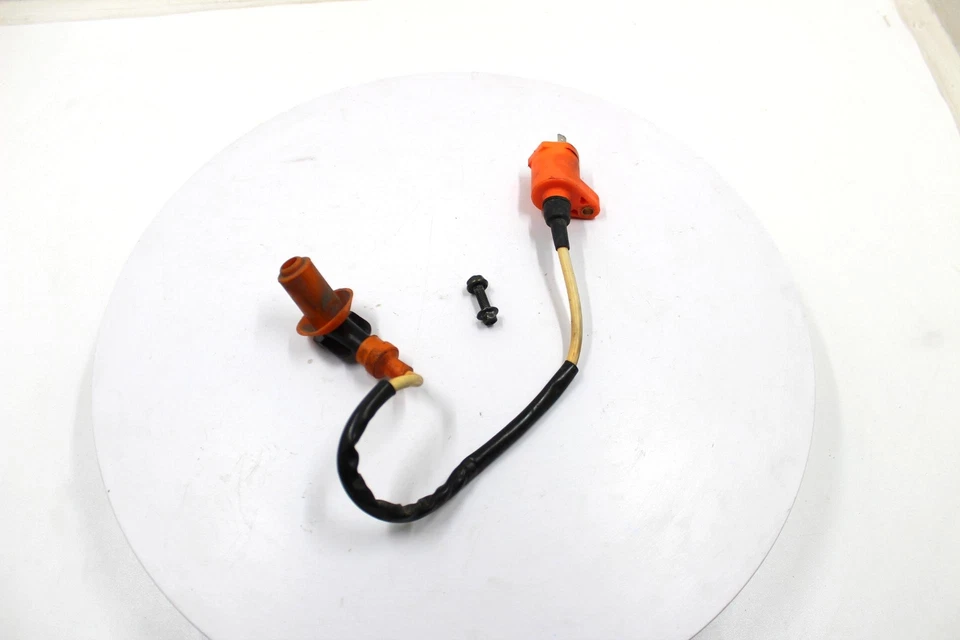 2016 TAO TAO ATM50-A OEM IGNITION COIL SPARK PLUG CAP - Imagem 4 de 4