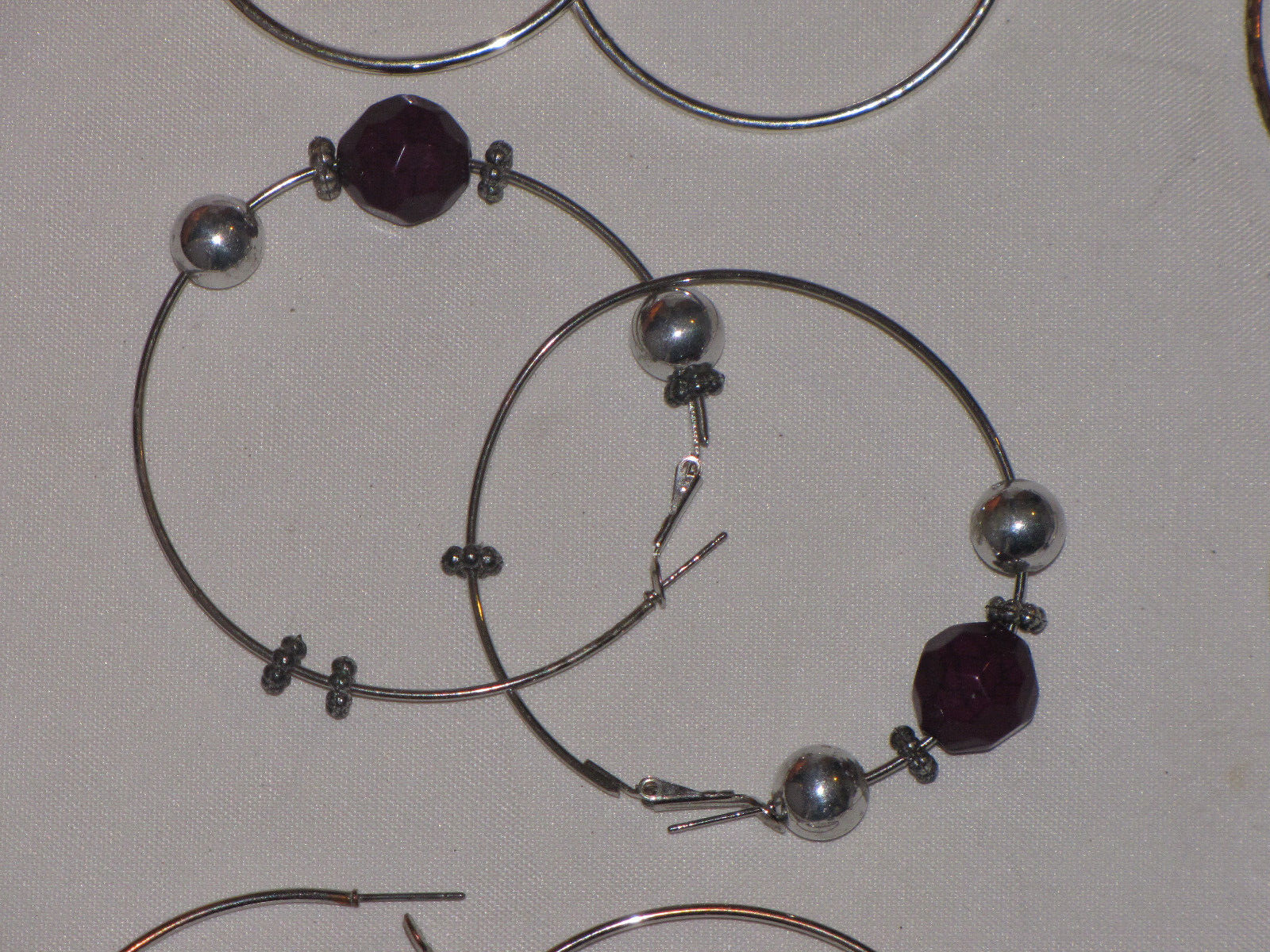 Picture 3 of 24