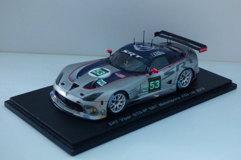 SRT Viper GTS-R "SRT Motorsport" 24H Le Mans 2013 Spark 1/43 S3766 - Photo 2/4