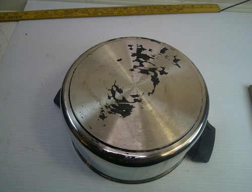 Vintage Revere Ware 4.5 Quart Stainless Pot: - Picture 4 of 4
