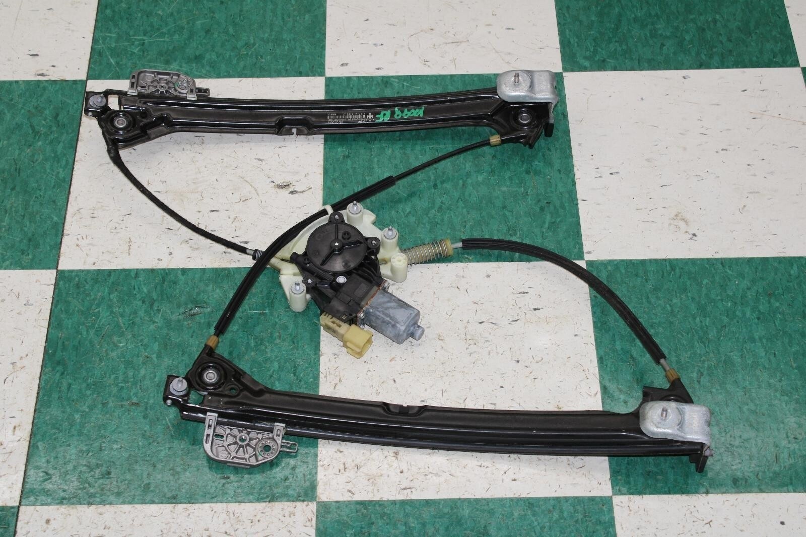 Maserati Ghibli 2014-2017 Front Right Power window motor