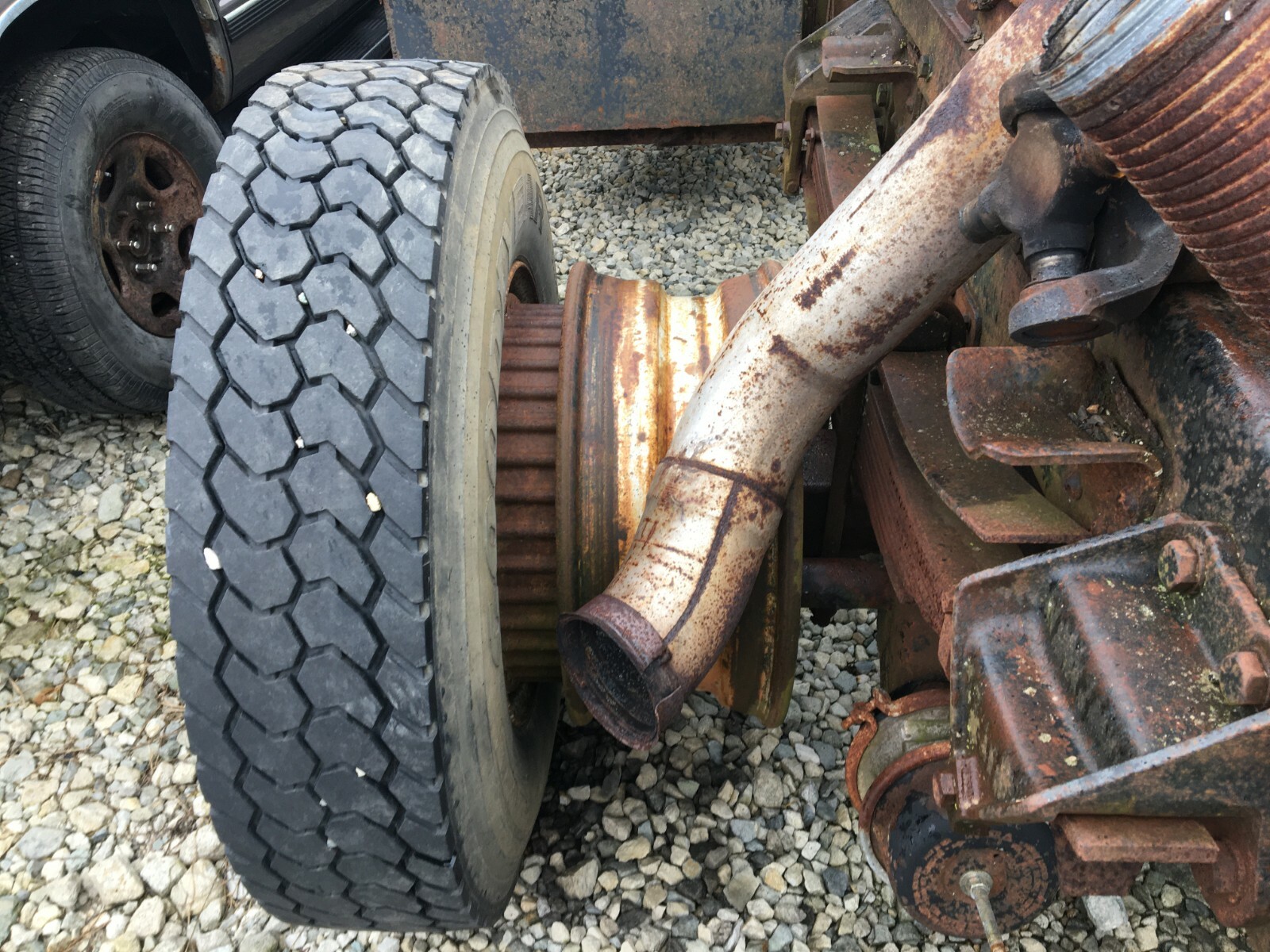1984 Ford 9000 DUALLY REAR AXLE DIFFERENTIAL | eBay