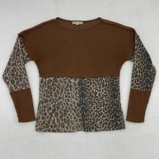 Above And Beyond Animal Print Sweater Sz Medium