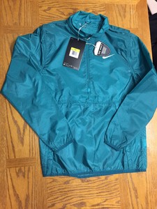 nike hyperadapt shield lite half-zip