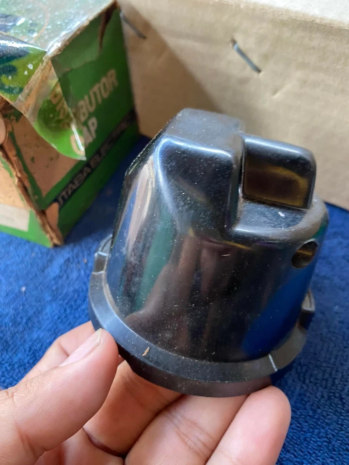 TAPA DISTRIBUIDOR DATSUN NISSAN 1200 320 312 410 22162-30104 NOS JAPÓN Foto 3 de 4