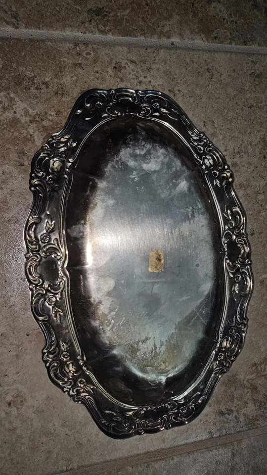Plato plateado vintage aproximado 13"x 8" COMO ESTÁ necesita pulido Foto 2 de 4