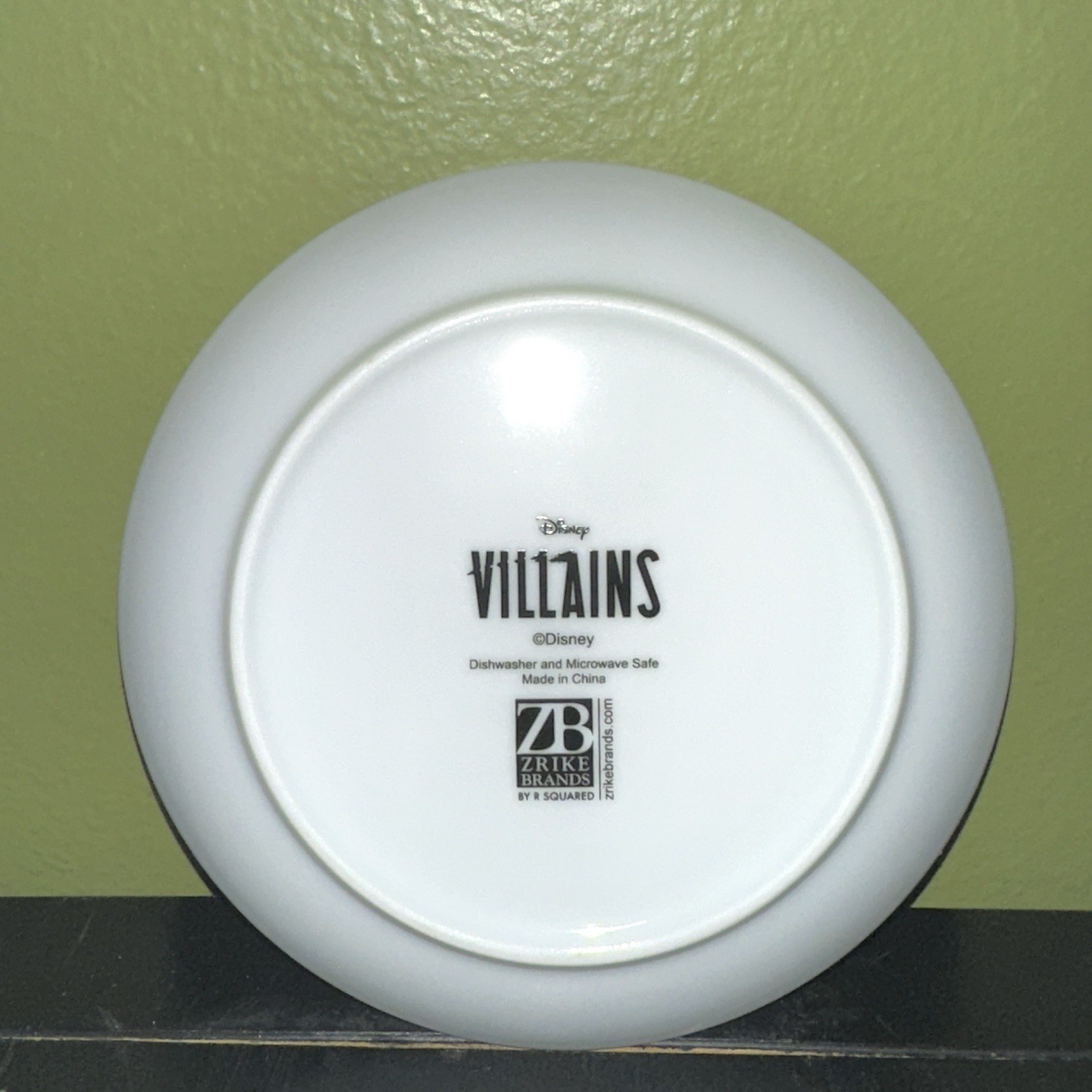 DISNEY VILLAINS 6” Plate Set Of 4 Ursula Maleficent Evil Queen Cruella Halloween