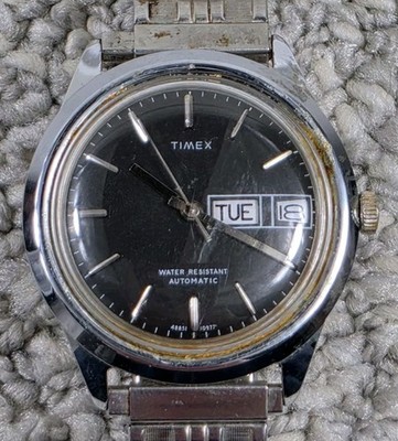Vintage 1977 Mens Timex Viscount Black Day/Date Automatic Watch 48851 10977 Runs