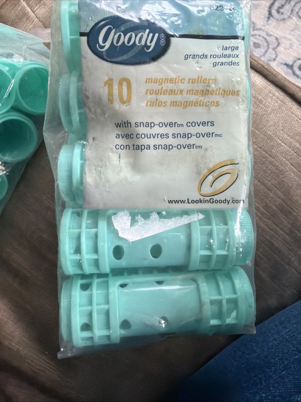 GOODY Green LARGE 10 Magnetic Rollers Curlers w Snap Over Covers ,New 2000.