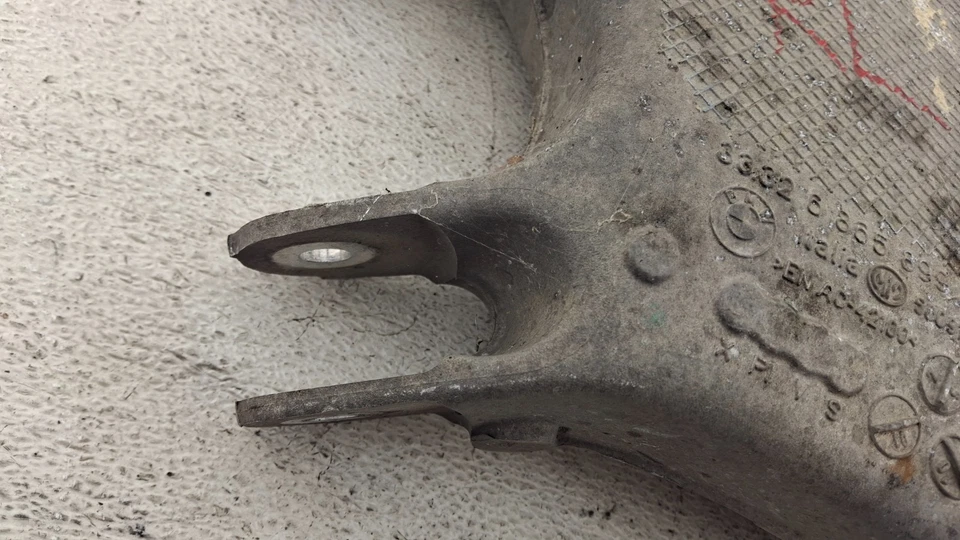 2011-2016 BMW F10 528i XDRIVE ЗАДНИЙ ЛЕВЫЙ НИЖНИЙ РЫЧАГ УПРАВЛЕНИЯ ПОДВЕСКОЙ OEM - Изображение 2 из 4