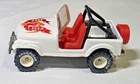 HOT  WHEELS  VINTAGE  JEEP  CJ-7   WHITE  W /  WHITE  HUB REAL RIDERS  DEAD MINT