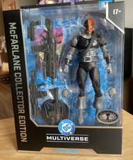 McFarlane Toys Deathstroke Collector Edition Platinum Chase DC Multiverse