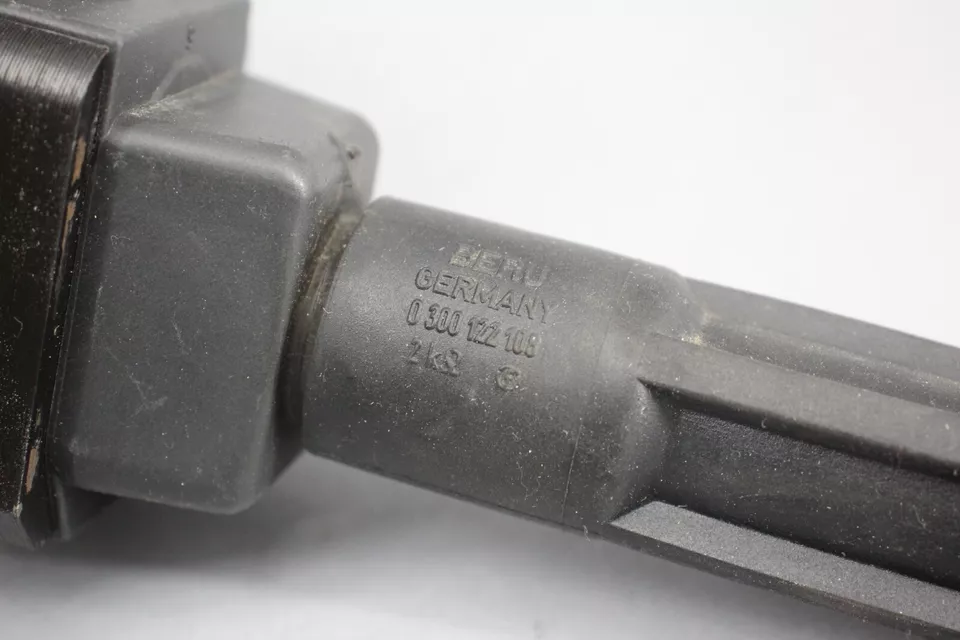 ✅ 96-02 Mercedes Ignition Coil-Single Coil Walker Products 0001594142 OEM - Image 4 of 4