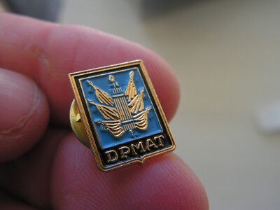 dpmat pins abzeichen ( c 64dec )