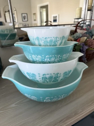 Pyrex Butterprint Cinderella Mixing Bowls Turquoise 441 442 443 444 Vintage 4pc