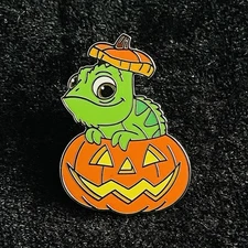 Tangled Pascal Halloween Pumpkin Pals Mystery Box Jack O Lantern Disney Pin 2025