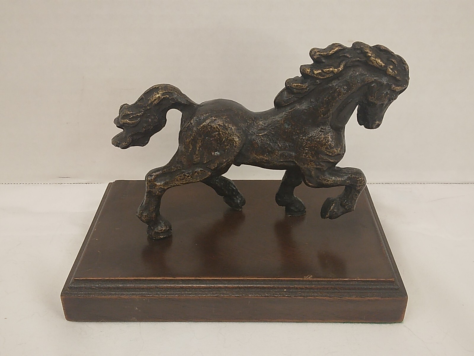 VINTAGE CAST IRON HORSE STATUE Numbered 831 Base 6.75