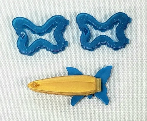 BARBIE Doll Blue Flat Iron & Hair Clips Accessories Lot - Picture 3 of 4