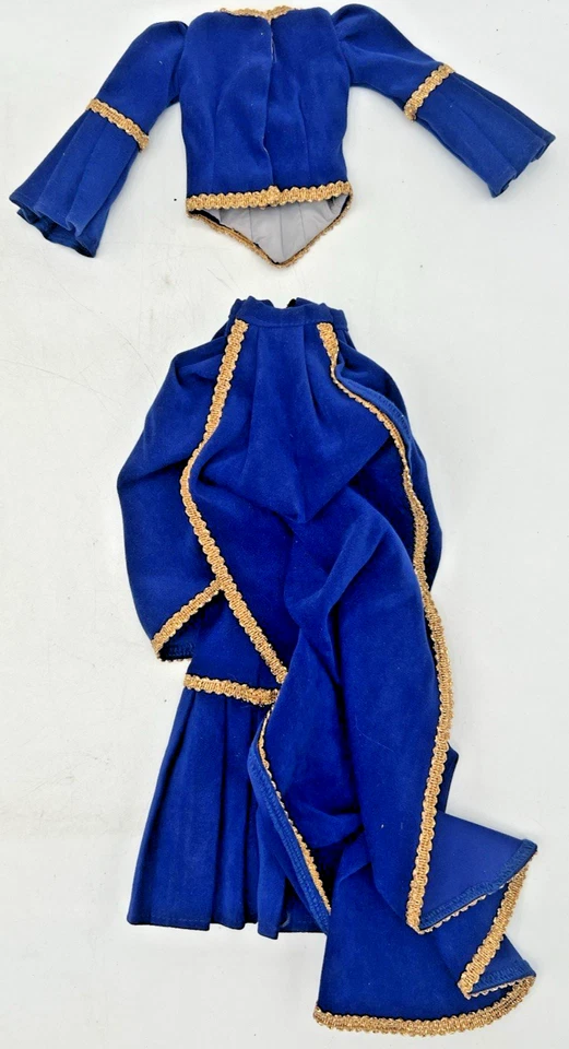 VESTIDO MUÑECA PATRIÓTICA 4 DE JULIO, SOMBRERO, SOMBRILLA Y TERCIOPELO AZUL 22"? SIN ETIQUETAS Foto 3 de 4