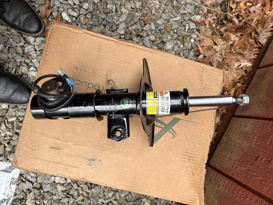 For Cadillac Deville Eldorado Front Left & right Shock Absorber Kit Arnott - Image 3 of 4