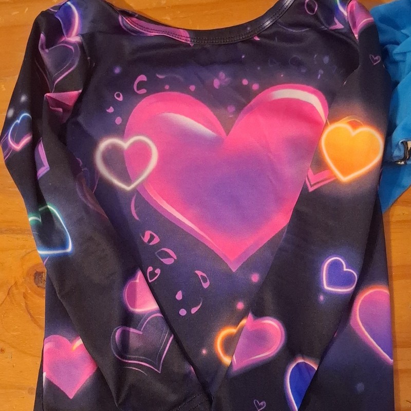 Girls Hearts print 2pc Pajama Set Long Sleeve Shirt & Leggings  5-6Y