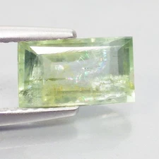 1.60 Cts DAINTY OCTAGONAL SHAPE (9 x 5 mm) NATURAL GREENISH YELLOW AQUAMARINE