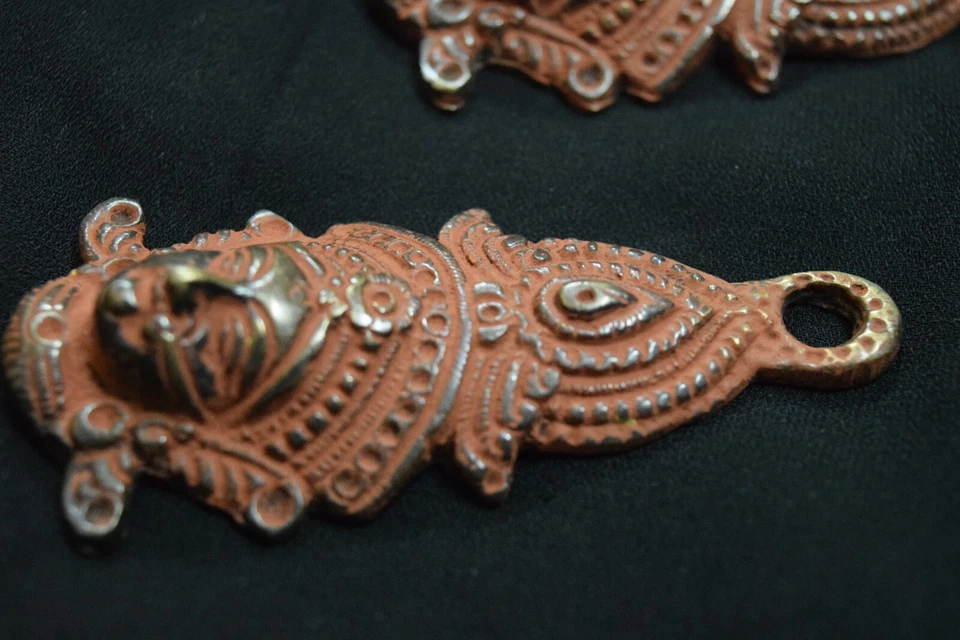 Brass Lady Face Twin Wall Hanging Hand Carved Decor Lady Women Girl Gift VR150 - Image 4 of 4