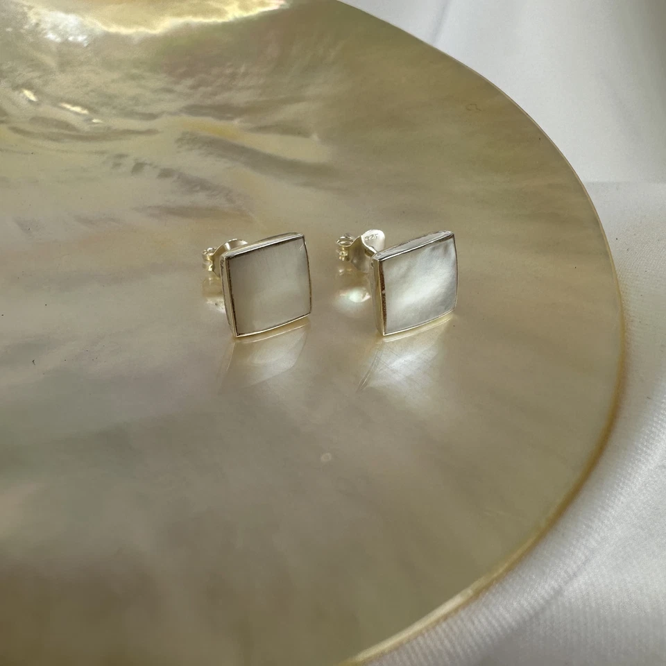 Viereckig Sterlingsilber & Perlmutt Ohrstecker | silver mother of pearl earrings - Bild 4 von 4