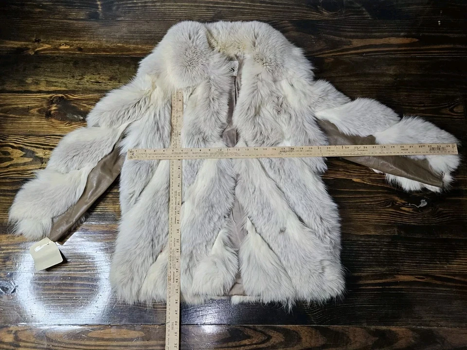 Abrigo vintage blanco de piel de conejo genuino y cuero para mujer ver medidas en fotos Foto 3 de 4