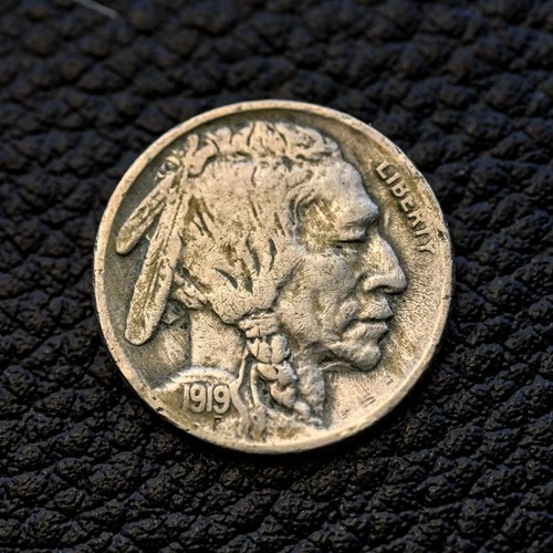 (ITM-7457) 1919-S Buffalo Nickel ~ Very Fine (VF) Cndtn ~ COMBINED SHIPPING!