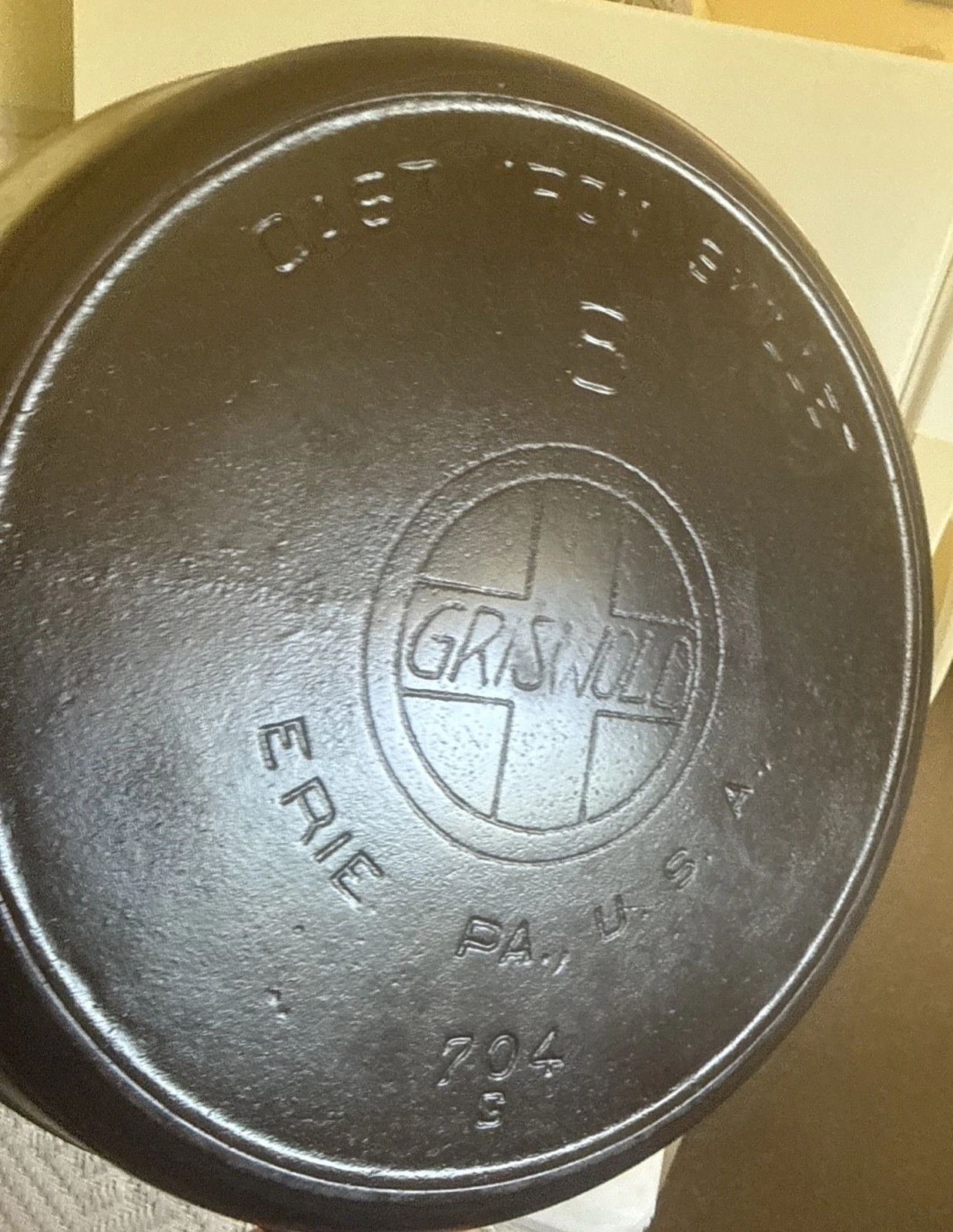Griswold  Cast Iron Skillet 704G Large Slant Logo Heat Ring Erie PA Restored