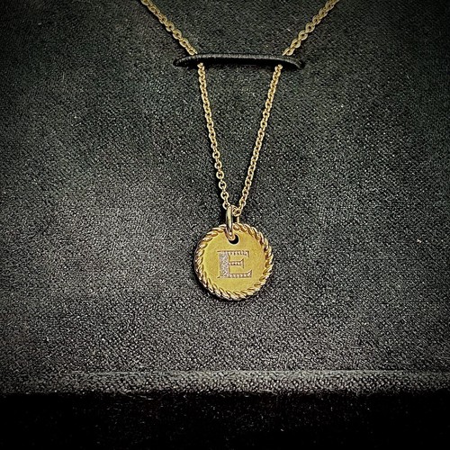 DIAMOND PENDANT NECKLACE 18K GOLD 