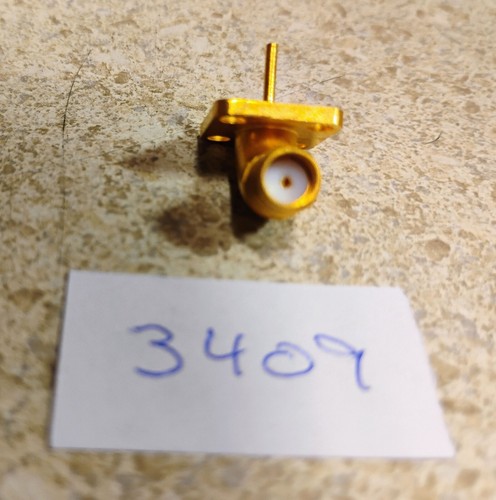 New! Solitron Microwave 2960-4018 Gold SMA to PCB Flange Swept Female - Picture 3 of 4