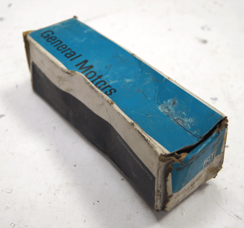 1990-1998 Topkick Kodiak T6500 T7500 C6500 C7500 Intake Valve 14081053 10114117 - Picture 6 of 7