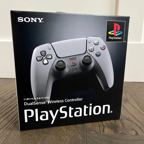 PlayStation 5 DualSense Wireless Controller 30th Anniv. Limited Edition-image