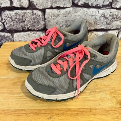 Nike Grey Low-Top Sneakers with Pink & Blue Accents main-square_df1c0a7f-5ebf-4f12  main image 3