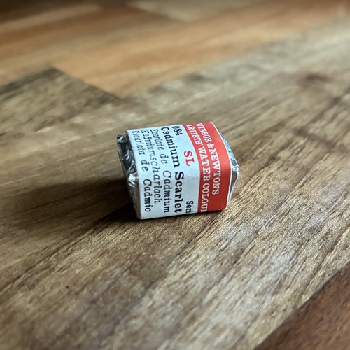 Winsor & Newton Artists’ Watercolour Paint Half Pan Cadmium Scarlet Vintage - Picture 3 of 4